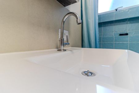 Studio para alugar com 30m², 1 quarto e sem vaga Studio para alugar com 30m², 1 quarto e sem vagaBanheiro