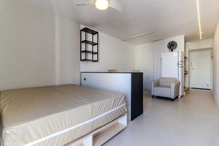 Studio para alugar com 30m², 1 quarto e sem vaga Studio para alugar com 30m², 1 quarto e sem vagaStudio