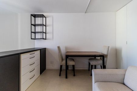 Studio para alugar com 30m², 1 quarto e sem vaga Studio para alugar com 30m², 1 quarto e sem vagaStudio