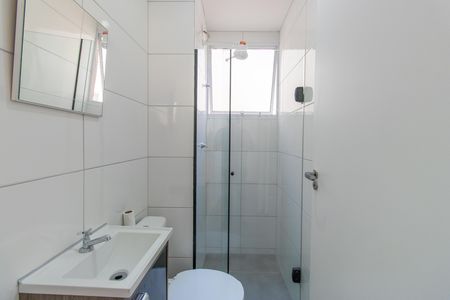 Banheiro de apartamento para alugar com 2 quartos, 39m² em Jardim Petropolis, Cotia