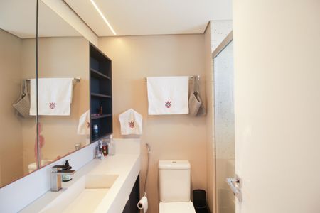 Apartamento à venda com 187m², 3 quartos e 3 vagas Apartamento à venda com 187m², 3 quartos e 3 vagasBanheiro da Suíte 3