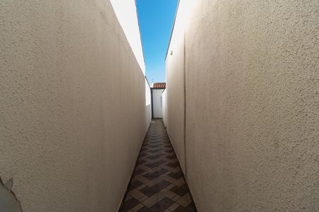 Casa para alugar com 55m², 1 quarto e sem vaga Casa para alugar com 55m², 1 quarto e sem vagaQuintal