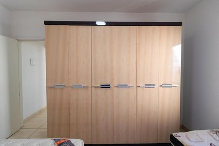 Casa para alugar com 55m², 1 quarto e sem vaga Casa para alugar com 55m², 1 quarto e sem vagaQuarto