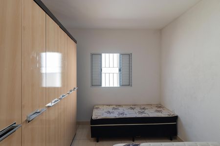Casa para alugar com 55m², 1 quarto e sem vaga Casa para alugar com 55m², 1 quarto e sem vagaQuarto