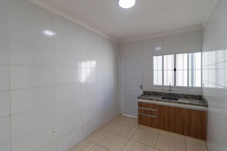 Casa para alugar com 55m², 1 quarto e sem vaga Casa para alugar com 55m², 1 quarto e sem vagaCozinha