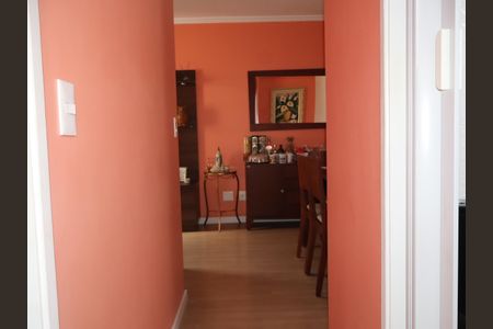 Corredor de apartamento à venda com 3 quartos, 59m² em Vila Bela, São Paulo
