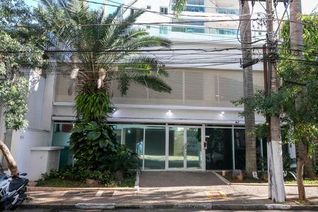 FACHADA PORTARIA de apartamento para alugar com 2 quartos, 65m² em Centro, Campinas
