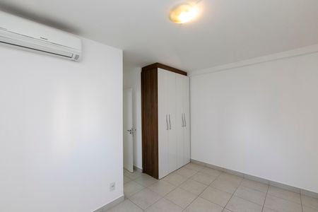 Apartamento à venda com 65m², 2 quartos e 1 vaga Apartamento à venda com 65m², 2 quartos e 1 vagaQUARTO Nº 2 - SUITE