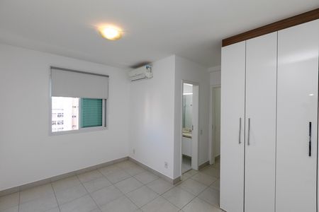 Apartamento à venda com 65m², 2 quartos e 1 vaga Apartamento à venda com 65m², 2 quartos e 1 vagaQUARTO Nº 2 - SUITE