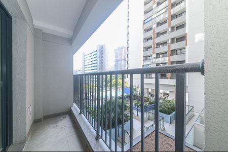 Varanda de kitnet/studio para alugar com 1 quarto, 24m² em Vila Cordeiro, São Paulo