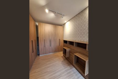 Casa à venda com 167m², 3 quartos e 4 vagas Casa à venda com 167m², 3 quartos e 4 vagasQuarto