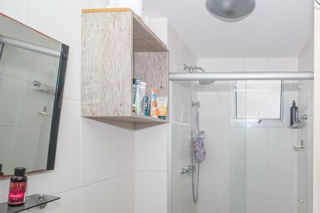 Apartamento à venda com 70m², 3 quartos e 1 vaga Apartamento à venda com 70m², 3 quartos e 1 vagaBanheiro da Suíte