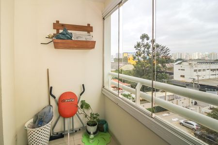Apartamento à venda com 70m², 3 quartos e 1 vaga Apartamento à venda com 70m², 3 quartos e 1 vagaVaranda da sala