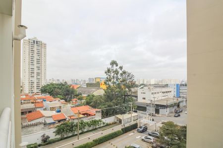 Apartamento à venda com 70m², 3 quartos e 1 vaga Apartamento à venda com 70m², 3 quartos e 1 vagaVaranda da sala