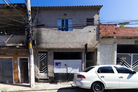 Fachada de casa para alugar com 1 quarto, 35m² em Jardim das Rosas (zona Leste I), São Paulo