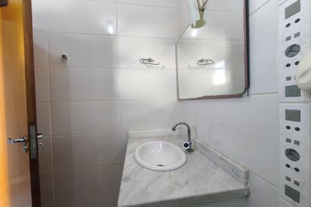 Casa para alugar com 105m², 3 quartos e 2 vagasBanheiro Suíte