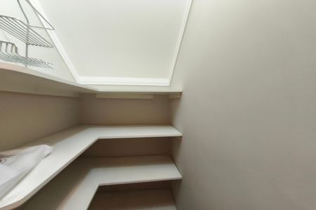 Casa para alugar com 105m², 3 quartos e 2 vagasDespensa