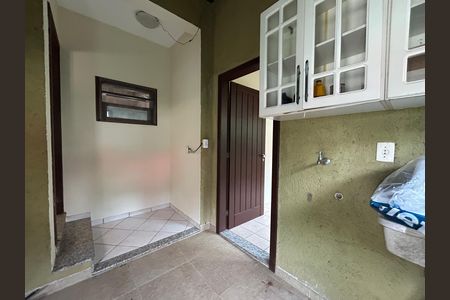 Área de Serviço de casa para alugar com 5 quartos, 250m² em Lagoa da Conceição, Florianópolis