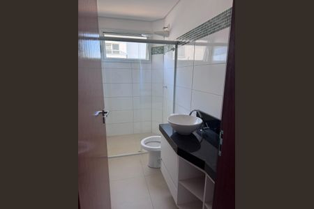 Apartamento para alugar com 80m², 2 quartos e 2 vagasBanheiro