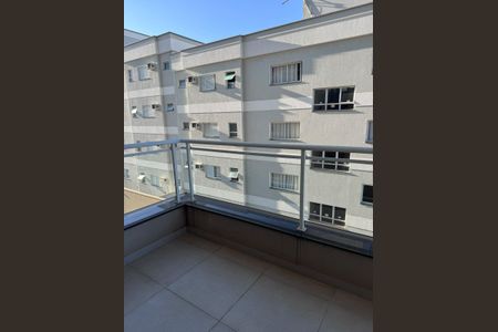 Apartamento para alugar com 80m², 2 quartos e 2 vagasVaranda