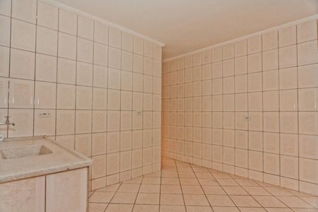 Cozinha de casa para alugar com 1 quarto, 45m² em Parque Sao Luis, São Paulo