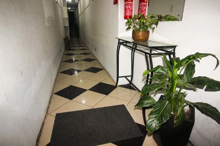 Área comum - Hall de entrada de apartamento para alugar com 2 quartos, 47m² em Centro Histórico, Porto Alegre