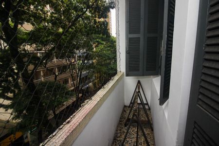 Sacada do Quarto 1 de apartamento para alugar com 2 quartos, 47m² em Centro Histórico, Porto Alegre