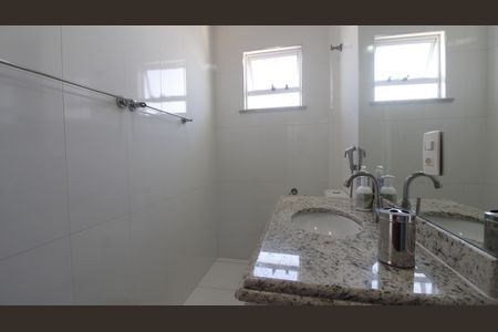 Apartamento para alugar com 146m², 3 quartos e 2 vagasBanheiro da Suíte 1