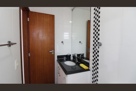 Apartamento para alugar com 146m², 3 quartos e 2 vagasBanheiro da Suíte 2