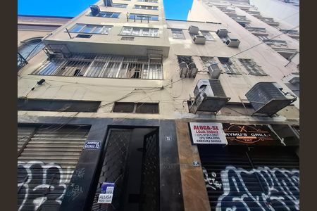 Fachada  de apartamento para alugar com 1 quarto, 35m² em Centro, Rio de Janeiro