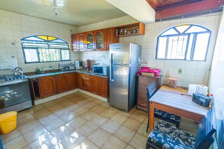 cozinha de casa para alugar com 3 quartos, 180m² em Alto Caiçaras, Belo Horizonte