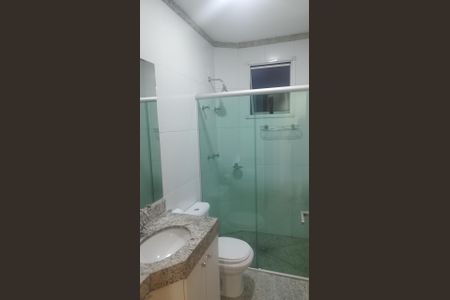 Casa para alugar com 260m², 4 quartos e 3 vagasBanheiro da suíte