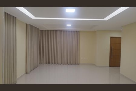 Sala de casa para alugar com 4 quartos, 260m² em Centro, Contagem
