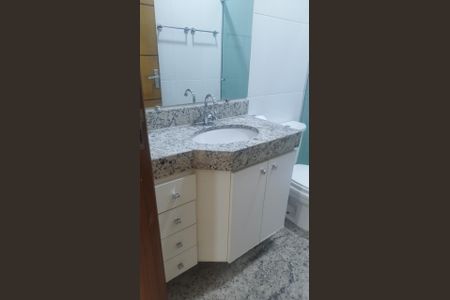 Casa para alugar com 4 quartos, 260m² em Centro, Contagem