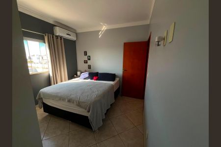 Apartamento para alugar com 60m², 2 quartos e 1 vagaQuarto
