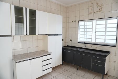 Cozinha de casa para alugar com 3 quartos, 200m² em Santa Cruz, Americana