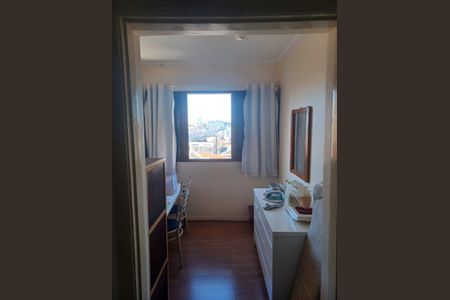 Quarto de casa para alugar com 2 quartos, 150m² em Vila Monumento, São Paulo