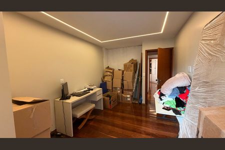 Quarto 2 de apartamento à venda com 3 quartos, 153m² em Setor Bela Vista, Goiânia