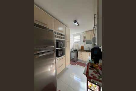 Apartamento para alugar com 2 quartos, 117m² em Santa Cecilia, São Paulo