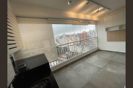 Apartamento à venda com 34m², 1 quarto e sem vaga Apartamento à venda com 34m², 1 quarto e sem vagaVaranda