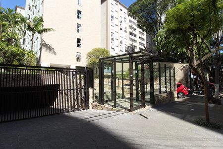 Fachada de apartamento à venda com 4 quartos, 216m² em Itaim Bibi, São Paulo