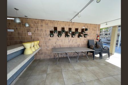 Apartamento para alugar com 60m², 2 quartos e 1 vaga Apartamento para alugar com 60m², 2 quartos e 1 vagaCondomínio