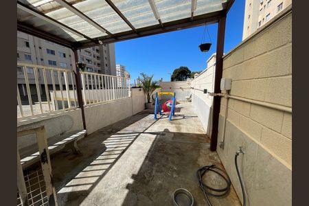 Apartamento para alugar com 60m², 2 quartos e 1 vaga Apartamento para alugar com 60m², 2 quartos e 1 vagaCondomínio