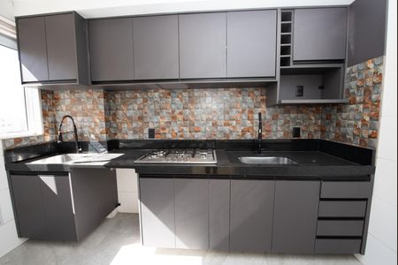 Apartamento para alugar com 60m², 2 quartos e 1 vaga Apartamento para alugar com 60m², 2 quartos e 1 vagaCozinha e Área de Serviço