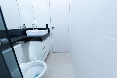 Banheiro da Suíte de apartamento para alugar com 2 quartos, 60m² em Jk, Contagem