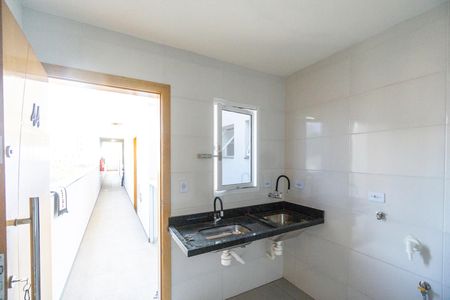 Cozinha de apartamento à venda com 2 quartos, 50m² em Vila Carrão, São Paulo