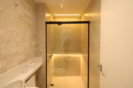 Banheiro de apartamento para alugar com 2 quartos, 41m² em Canhema, Diadema