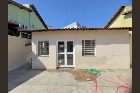 Casa de condomínio à venda com 119m², 2 quartos e 1 vagaSalão de Festas