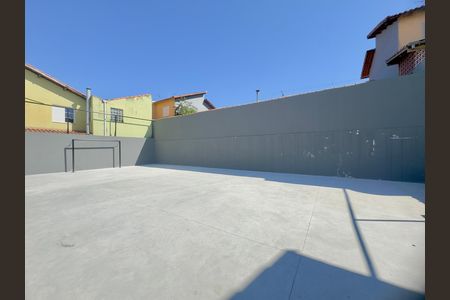 Casa de condomínio à venda com 119m², 2 quartos e 1 vagaQuadra