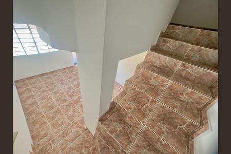 Escada de casa de condomínio à venda com 2 quartos, 119m² em Jardim Adriana, Guarulhos